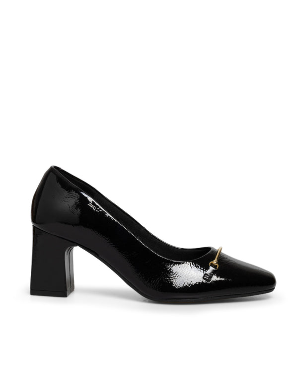 Zapatilla Negra Tacón Cuadrado Hebilla Dorada 20402